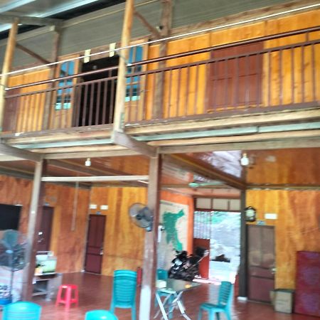Tran Thuc Homestay-Ba Be Quarto foto